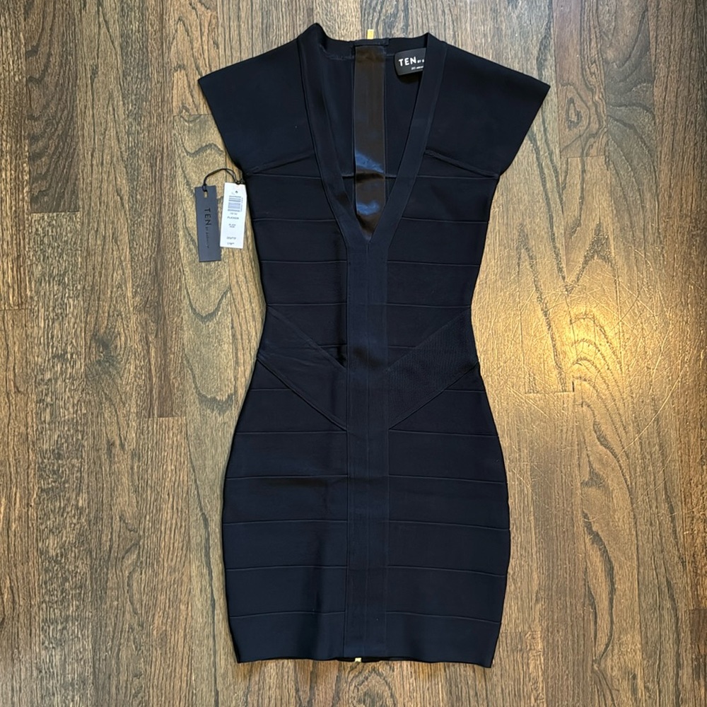NWT Aritzia TEN by Babaton Black Mini Dress Bodycon Size XXS